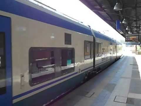 Reg. 12793 in partenza dal binario 1 per Palermo C.le