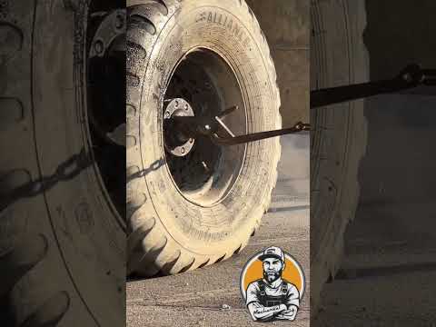Stuck Axle Removal #shorts #engine #mechanic #mechanical #short #viralshorts #trending #viral #reels