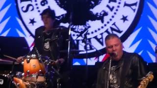 INTRO / DURANGO 95 / TEENAGE LOBOTOMY / PSYCHO THERAPHY    CJ RICHIE MARIANO SEBA    EL TUNEL