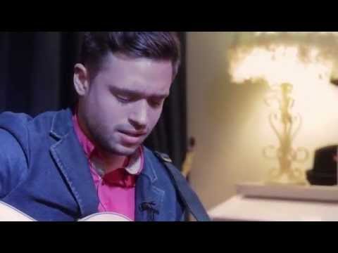 Anaamd99’s Video 135886091649 UQ3rzGPHZ1w