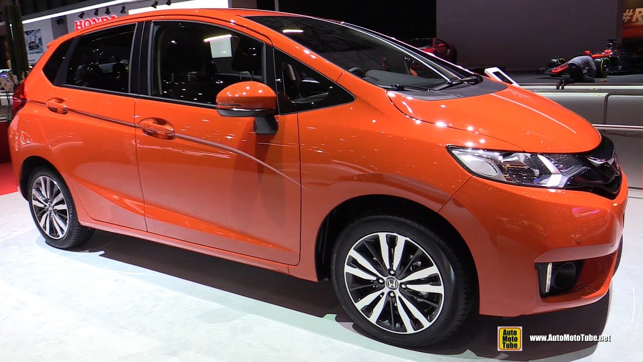 2016 Honda Jazz - Exterior and Interior Walkaround - 2015 Geneva Motor Show