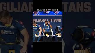Fans chant DSP to Siraj ||Glen Philips laughing 😂#youtubeshorts #trending #rcb #mohammedsiraj