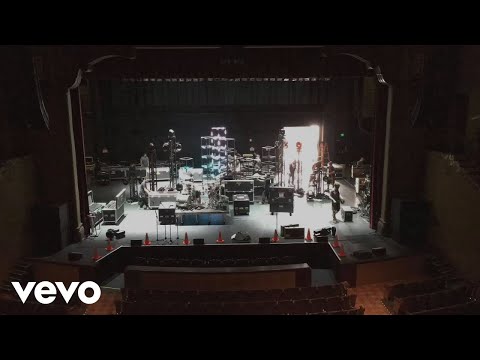 Daughtry - Deep End (Lyric Video)