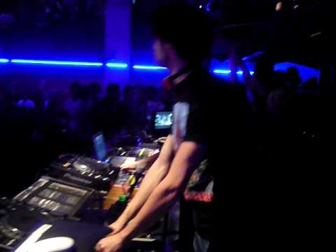 SPILLER @ SNOW X NEW YORK JAZZ 23.12.2009 by LUCA DEA video 02