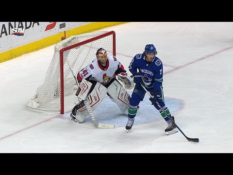 10/10/17 Condensed Game: Senators @ Canucks