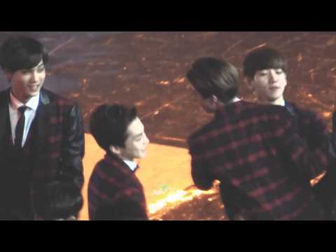 [HELLO BETA] 150101 HUNAN-TV NEW YEAR COUNTDOWN - KAIBAEK FOCUS (HAPPINESS♥♥♥)
