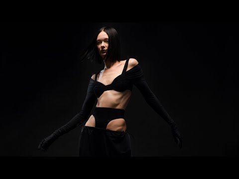 ALESSANDRO VIGILANTE - SS 23 - ATTO IV - BODY LANGUAGE