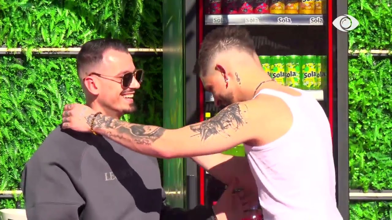 Artani-Brikenës për Mateon: Ka mundësi ti thuash këtij djali mos të merret me një 53-vjeçar