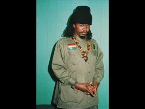 The Ras She Want lyrics