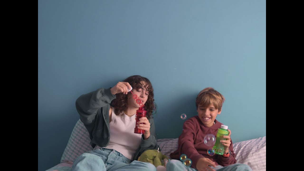 "SI NO BRILLA NO VAL" de Eduard Amado | Tráiler oficial (2023)