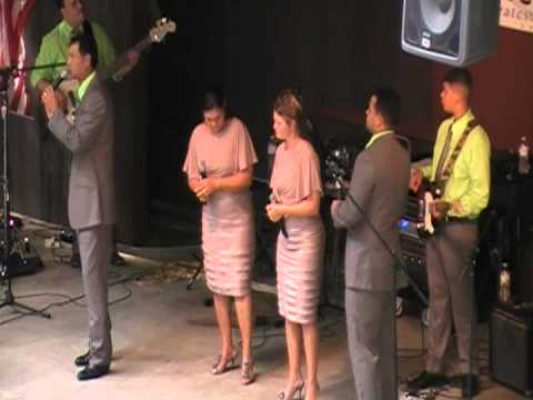 The McNeills LIVE AT THE BREAKS 2012 part 1