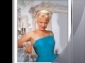 Peggy Lee Sings "The Christmas Waltz"