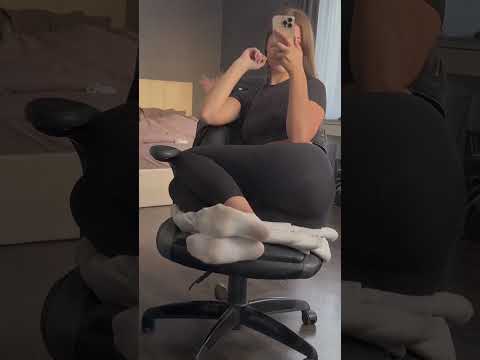 New white socks try on #tryonhaul #whitesocks #socksaddict #womanshoes #tryon