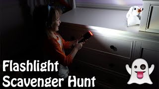 FLASHLIGHT L.O.L. SURPRISE SCAVENGER HUNT IN THE DARK - WITH SPOOKY GHOST!