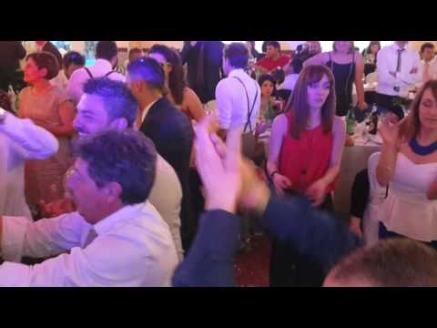 SPOSI E INVITATI BALLANO LA PIZZICA AL MATRIMONIO - VILLAGGIO CIOCCA - FRANCESCO BARATTUCCI