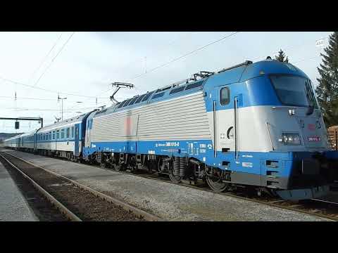 Summerauerbahn Eisenbahnstrecke Österreich Linz Summerau. Abfahrt Schnellzug CD Bahnhof Summerau