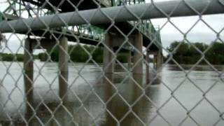 preview picture of video 'Missouri River Flood, under the Mormon Bridge in Omaha - 6/23/2011'