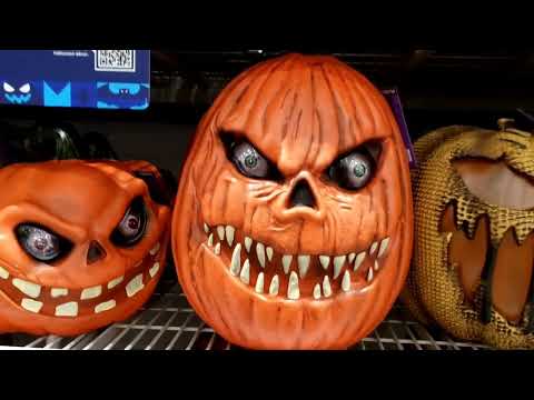 Exibição de Halloween da loja Lowe's