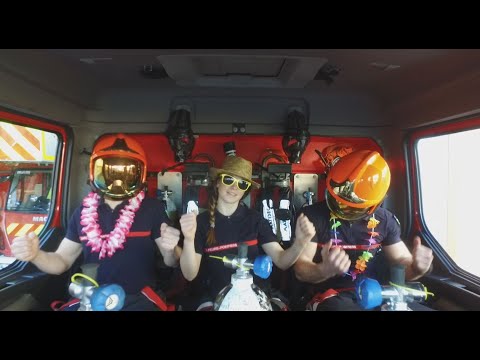 download lagu mp3 mp4 Bal Des Pompiers, download lagu Bal Des Pompiers gratis, unduh video klip Bal Des Pompiers