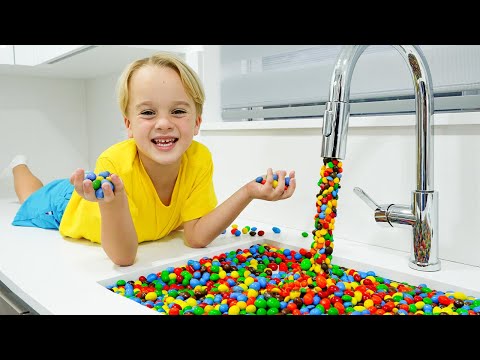 Chris plays with Magic Faucet and Toys