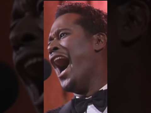 Watch what he does!!! #LutherVandross's answer to #Whitney's #HighNotes #LEGENDS #singing