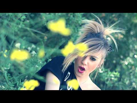 DISCO ITALIA -  MINA [Video Ufficiale] - BEATRICE PERICOLI