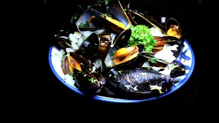 (3分鐘學煮）白酒檸檬煮青口Mussels with whit wine and lemon