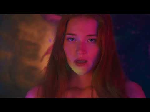 B4 x STOKKA SKREWFACE