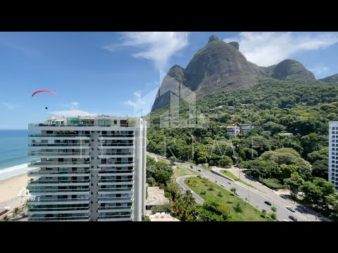 Espetacular cobertura em frente a praia de São Conrado no condomínio Praia Guinle