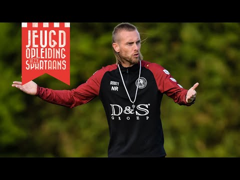 Nathan Rutjes (Trainer Sparta O15): 'Fantastisch om weer thuis te zijn'