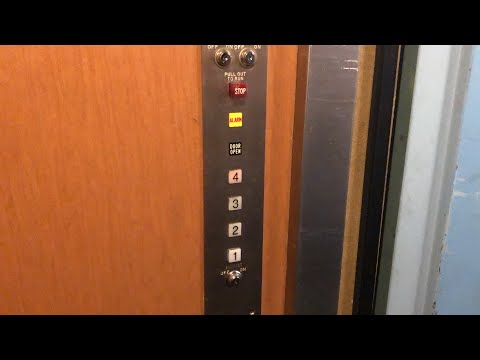 Vintage Otis Traction Elevator @ 2718 N Hampden - Chicago, IL.