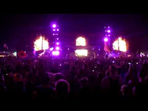 Flume w/ Lorde - Tennis Court (Flume Remix) EDC 2015 Las Vegas