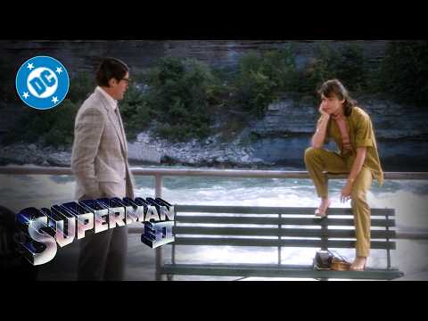 Thumbnail of the video: DC Super Scenes: Lois Risks Her Life