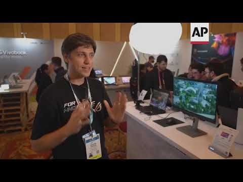 ASUS laptop displays 3D images without glasses