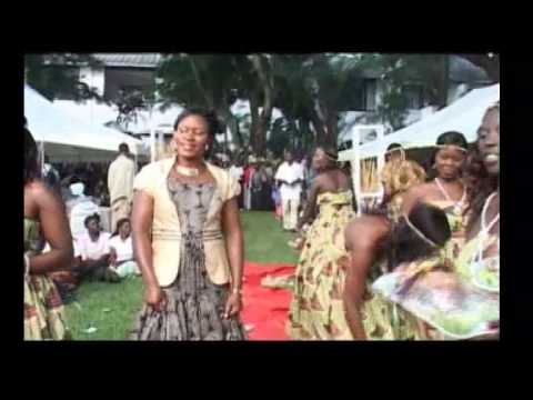 Lucius Banda -   Fulora