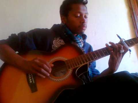 rano sy vary mahaleo (cover Andry)