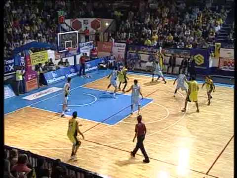 Adecco Oro J8: Ciudad de la Laguna Canarias 76-85 Leche Rio Breogan PARTE II