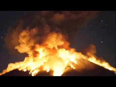 HYANG GIRI TOHLANGKIR Composer Juli anjani