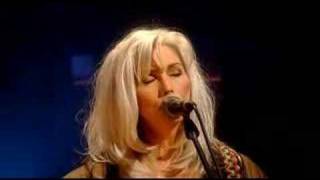 Emmylou Harris How She Could Sing The Wildwood Flower Video