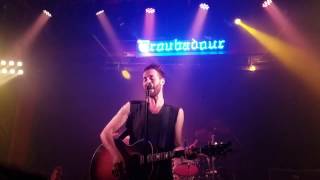 Mondo Cozmo - Hold On To Me