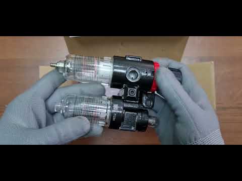 Фильтр с редуктором и смазочным устройством YATO 1/4 25 см3 (YT-2384) Фильтр с редуктором и смазочным устройством YATO 1/4 25 см3 (YT-2384)