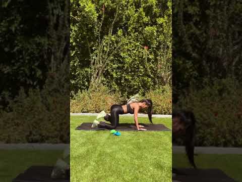 lupefuentes at home booty workout
