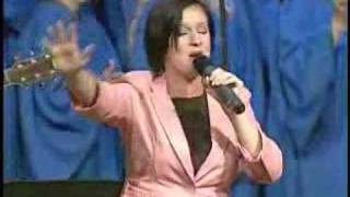 Harvest Worship Band with Crystal Lewis &#39;My Redeemer Lives&#39;