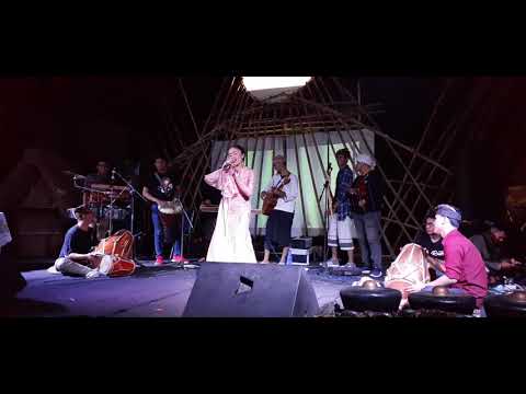 Saniscara feat Neng dila - Kembang boled - daun puspa - bambung hideung (cover lagu No name)