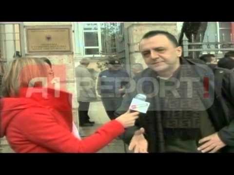 Dëmtimi i afreskut, protestë para Ministrisë: Bumçi të japë dorëheqjen