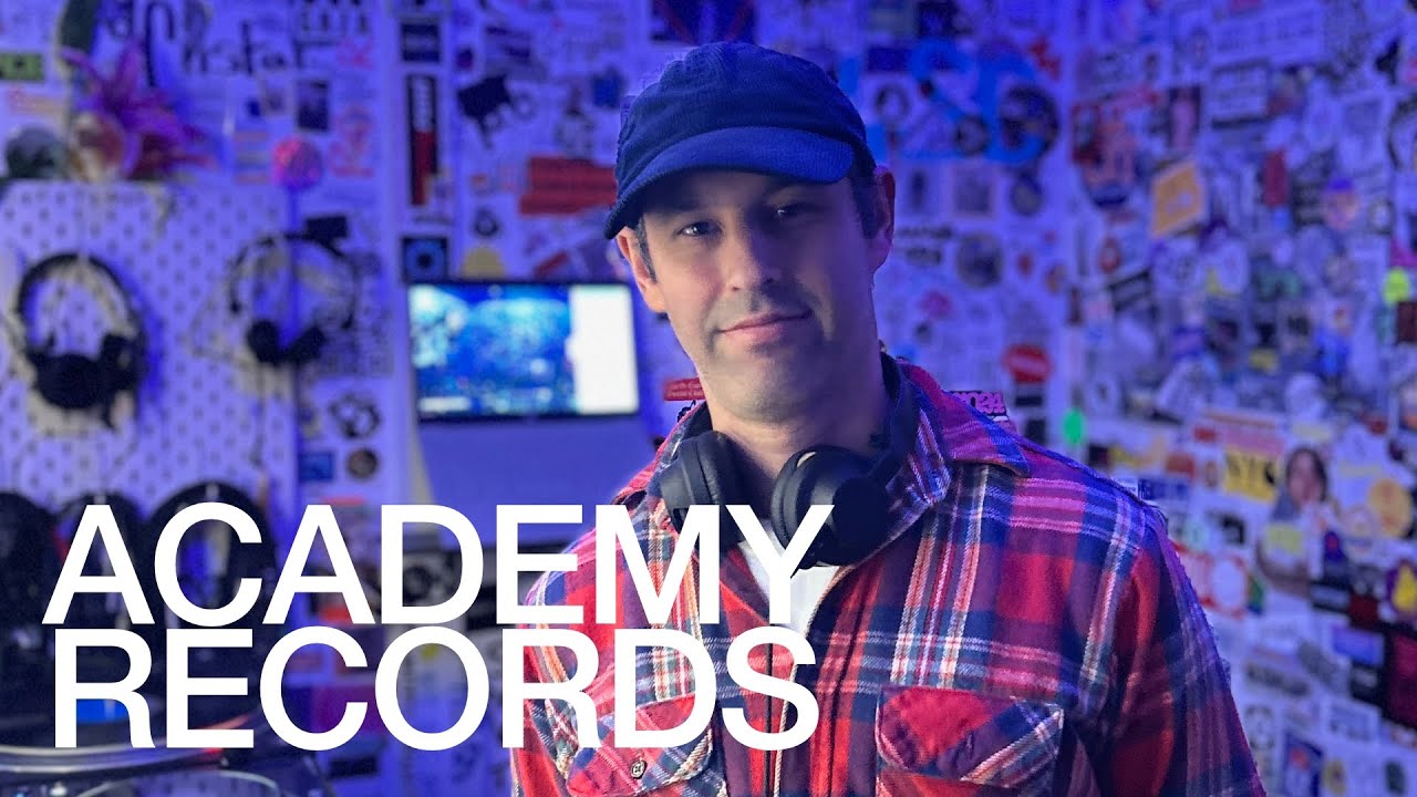 Unknown Artist - TheLotRadio 06-03-2025