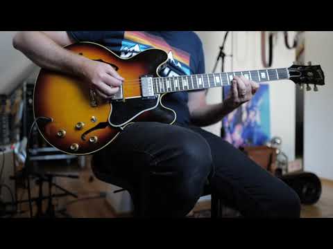 Vintage 1962 Gibson ES 335 vs 1966 Epiphone Riviera - Real PAF vs mini PAF