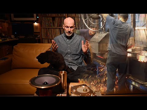 Amerikanische Schwerindustrie der alten Schule, das Gießen und Bearbeiten der bronzenen O/Referen...