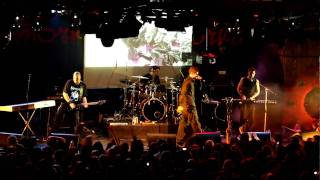 Diorama - Her Liquid Arms (live)