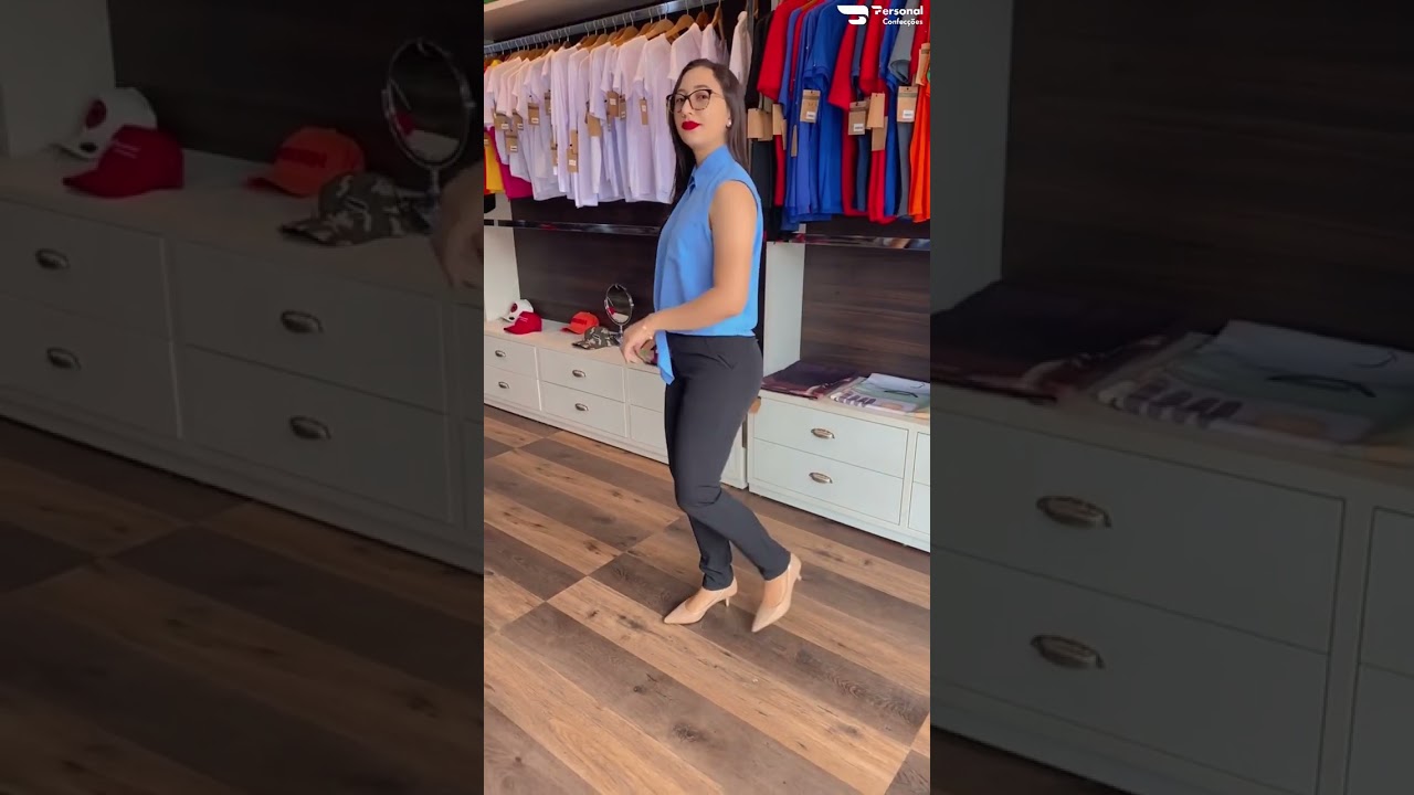 CAMISETE FEMININA SOCIAL DE AMARRAR NA FRENTE OXFORDINE